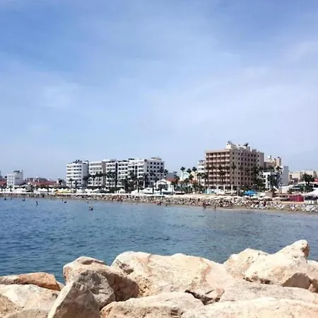 Mariko Larnaca